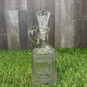 Vintage Clear Pressed Glass Decanter w/ Stopper 8.5" Unmarked‎ – Excellent